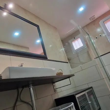 Lejlighed Piso Familiar Y Con Encanto